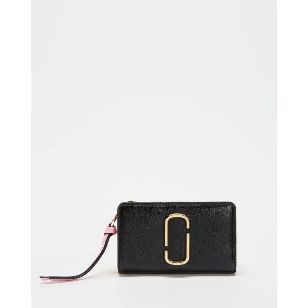 The Marc Jacobs Snapshot Compact Wallet TH327AC21ZHM