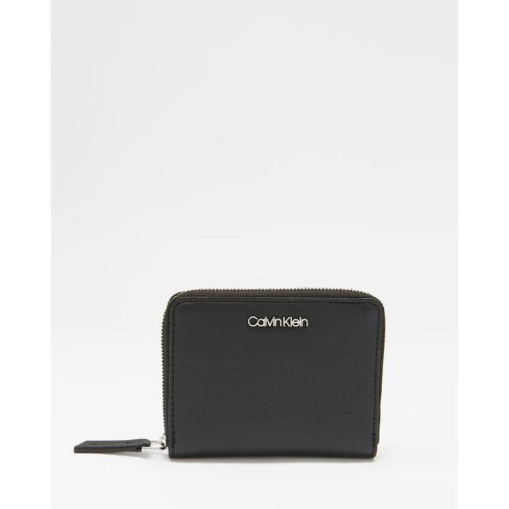 Calvin Klein Zip-Around Wallet CA221AC56IPN